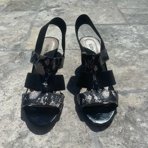 Ellen Tracy mini wedges with faux snake skin